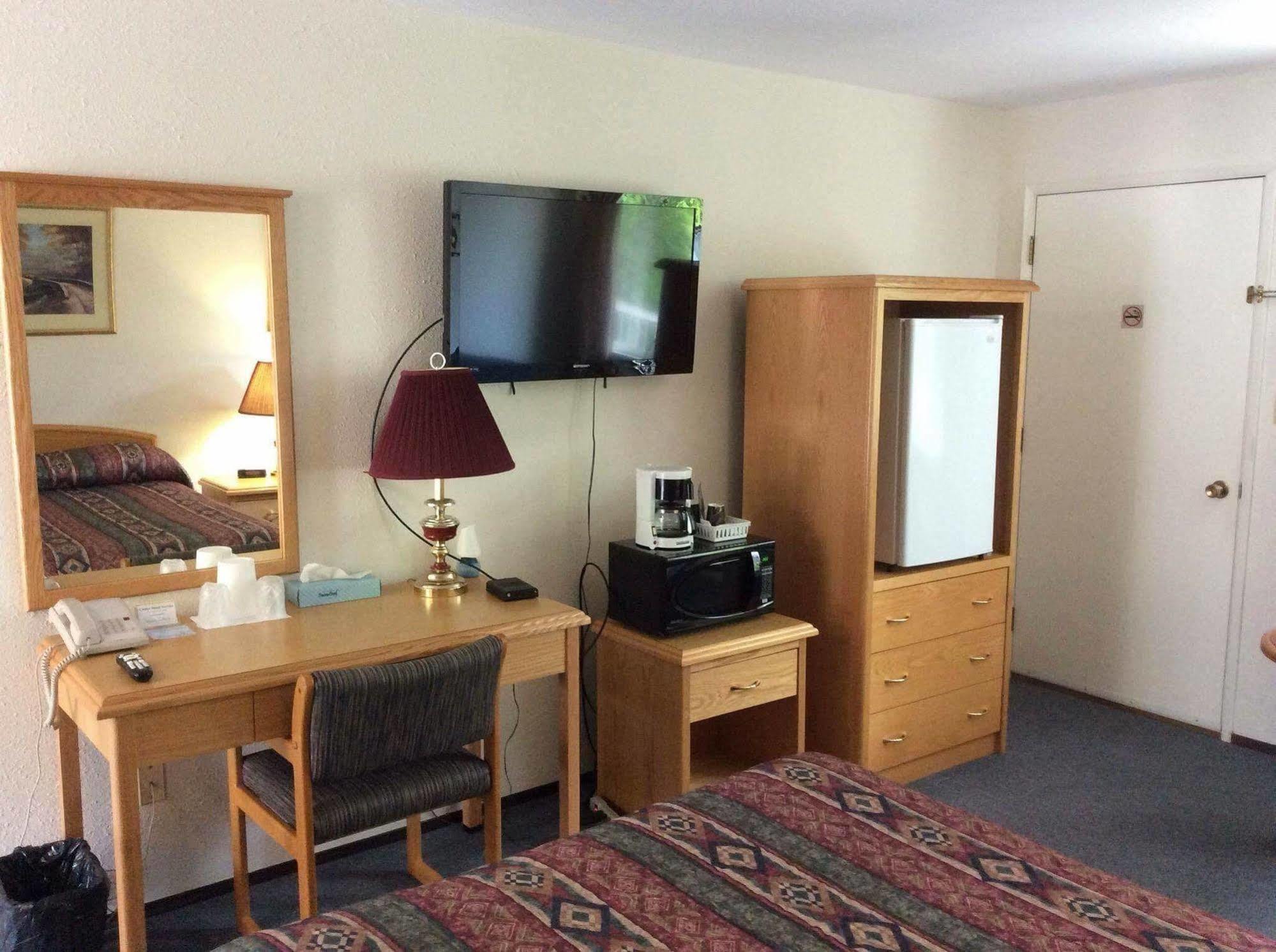 Kitimat Chalet Inn المظهر الخارجي الصورة